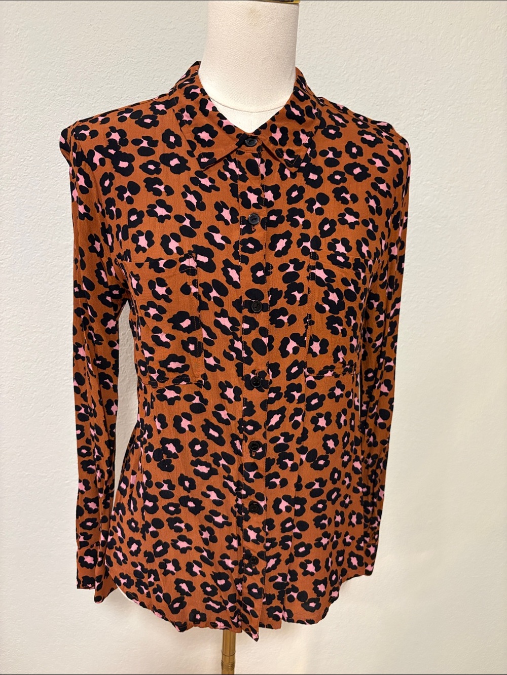 Sanctuary animal print blouse